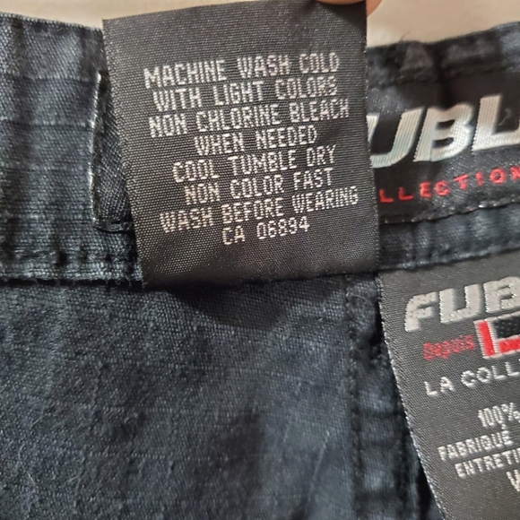 Vintage FUBU - 90s Y2K black cargo shorts - Size 7/8 - Picture 9 of 9